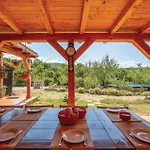 Vakantiehuis In Ledenice