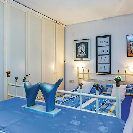 Pet Friendly In With Kitchen * Ledenice