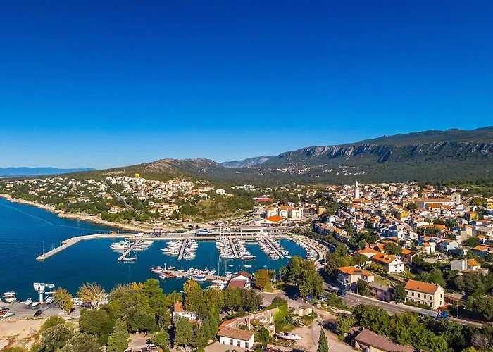 Сasa de vacaciones 5 Bedroom Awesome In